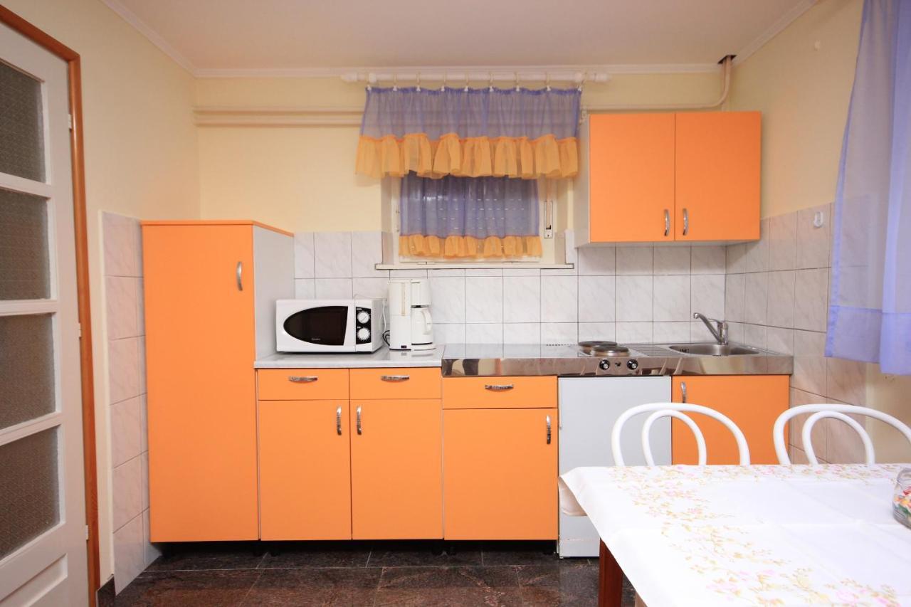 Apartments And Rooms By The Sea Medveja, Opatija - 2305 ロヴラン エクステリア 写真